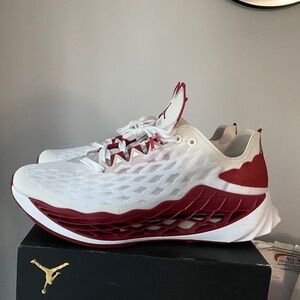 Nike Jordan Trunner Oklahoma Sooners Mens Size 12